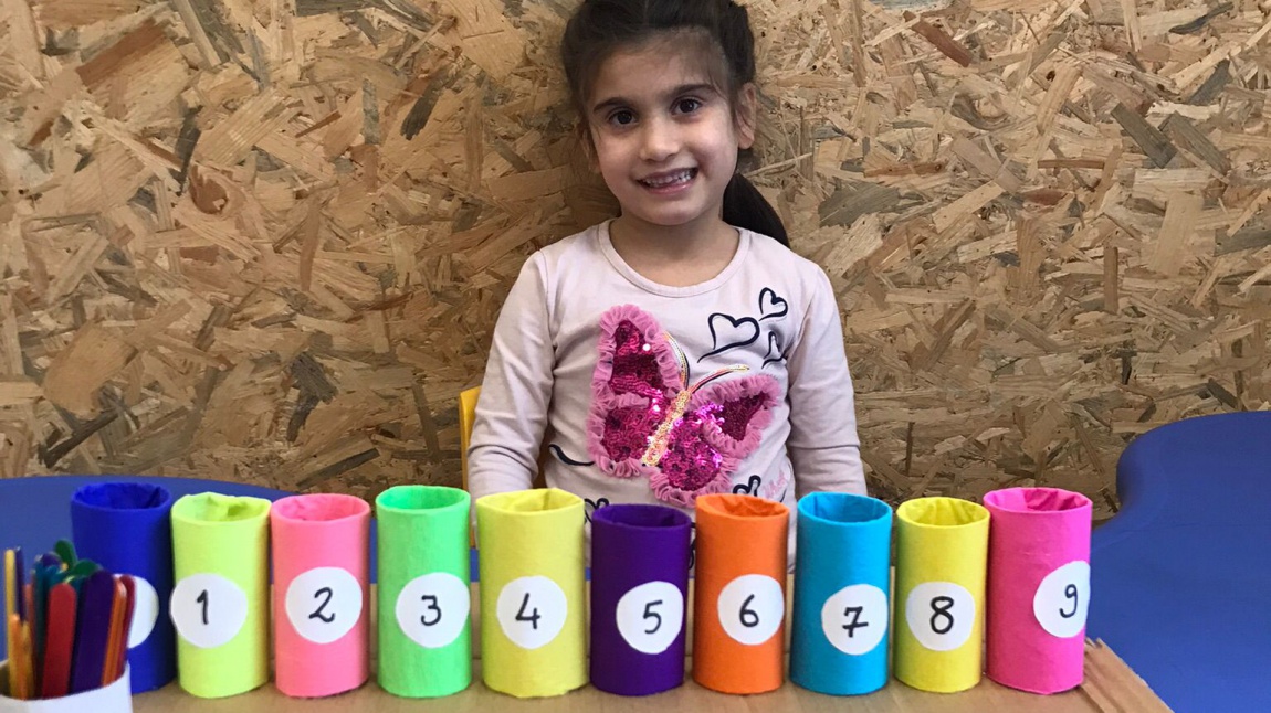 Sayımatik; çocuklarda, belirtilen sayı kadar nesneyi eşleme ve nesneleri renklerine göre eşleme becerisinin gelişmesine katkı sağladı.  